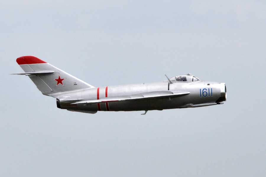 MIG 17